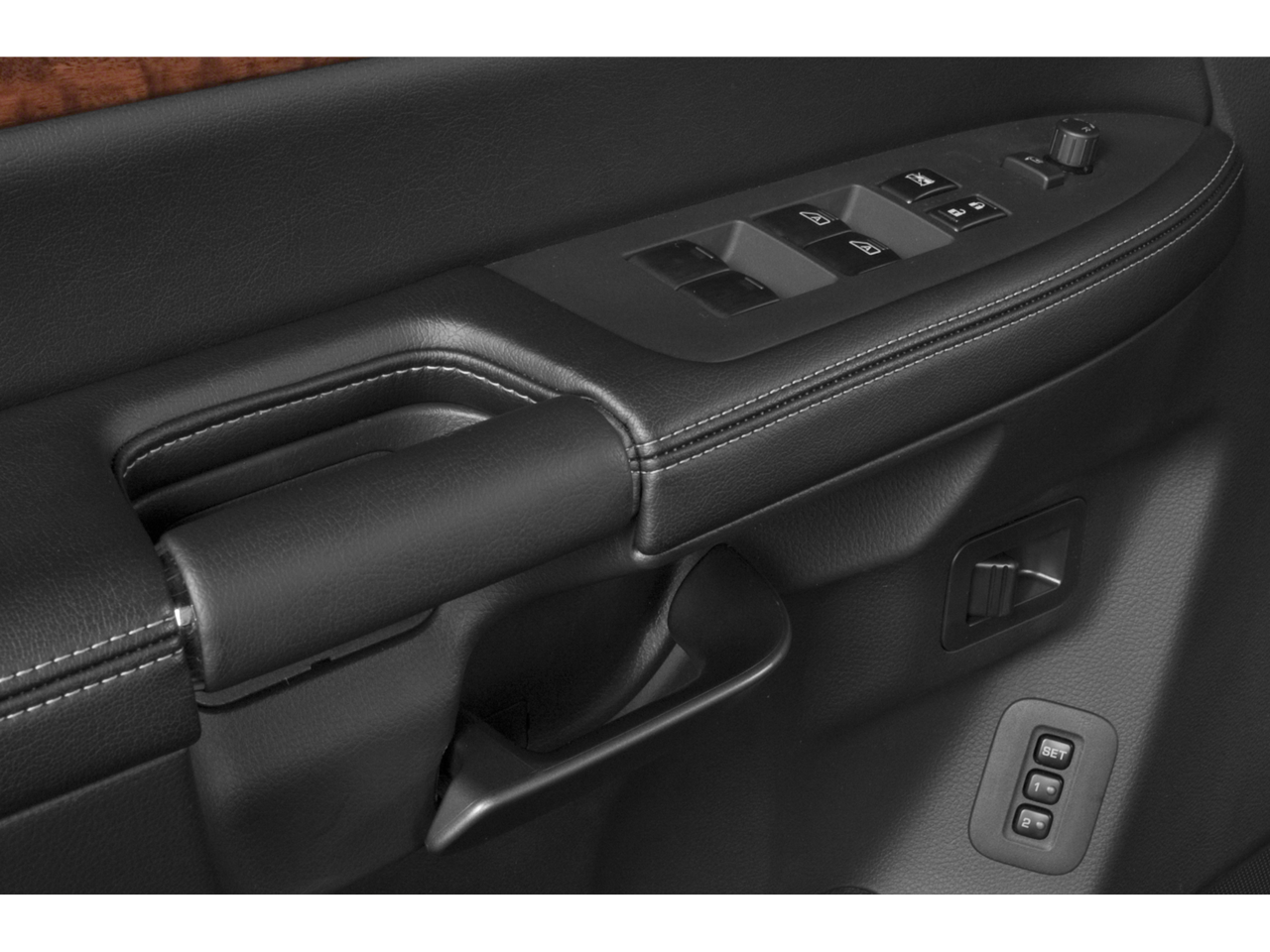 2015 Nissan Armada Platinum