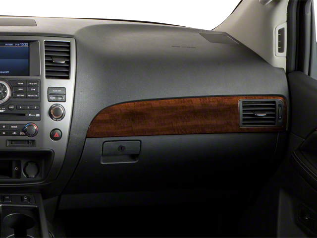 2013 Nissan Armada SV