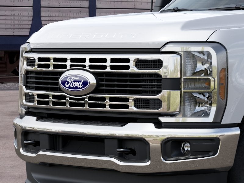 2027 Ford Super Duty F-350® XLT