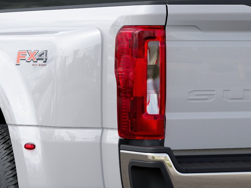 2027 Ford Super Duty F-350® XLT