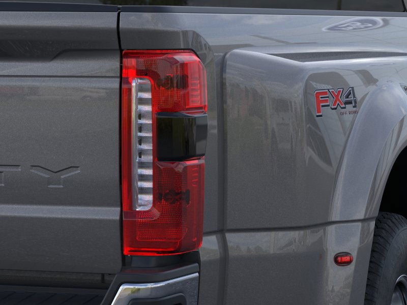 2026 Ford Super Duty F350 4X4 CREW/C