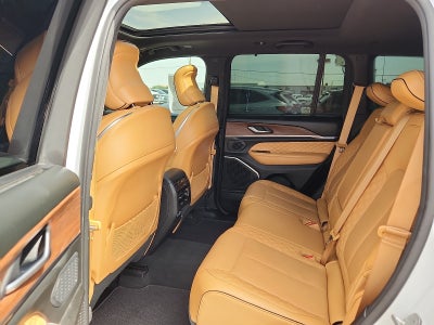 2023 Jeep Grand Cherokee Summit