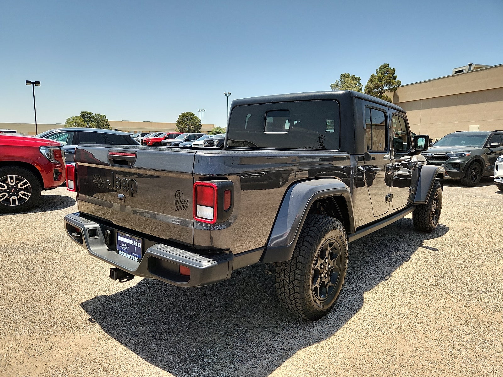 2023 Jeep Gladiator Willys