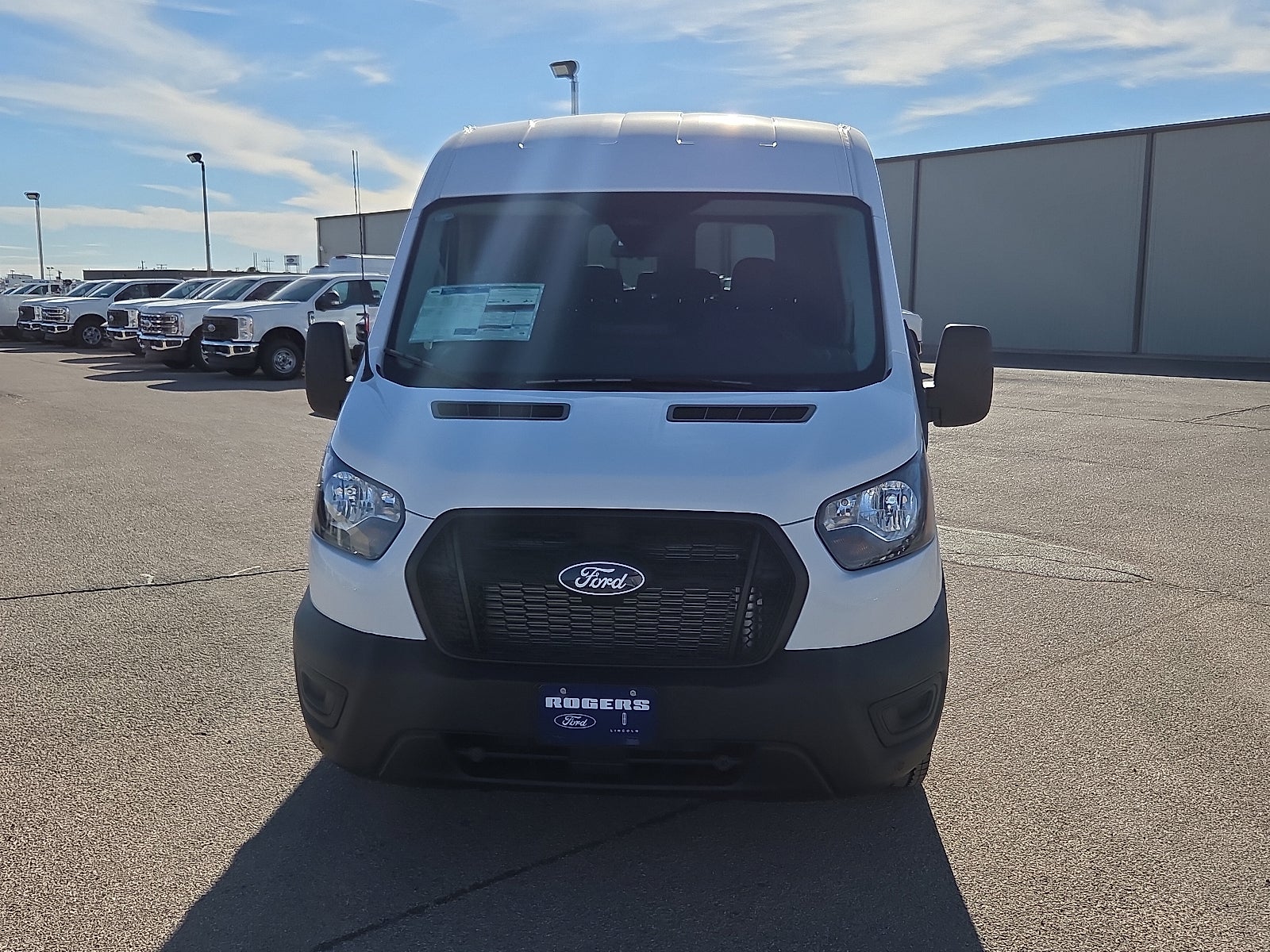 2026 Ford Transit Passenger Wagon XL