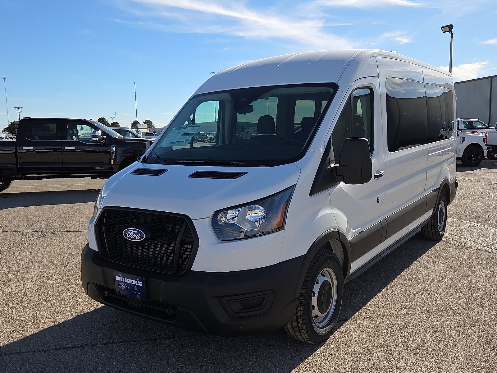 2026 Ford Transit Passenger Wagon XL