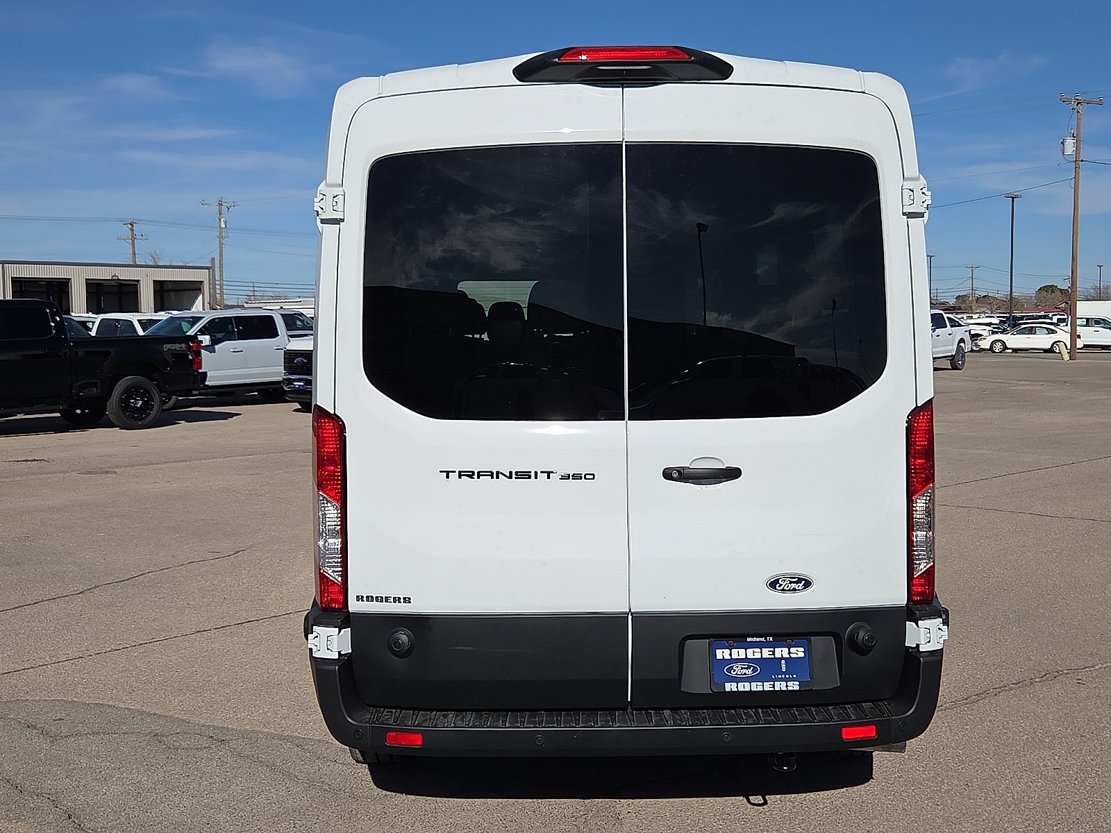 2026 Ford Transit Passenger Wagon XL