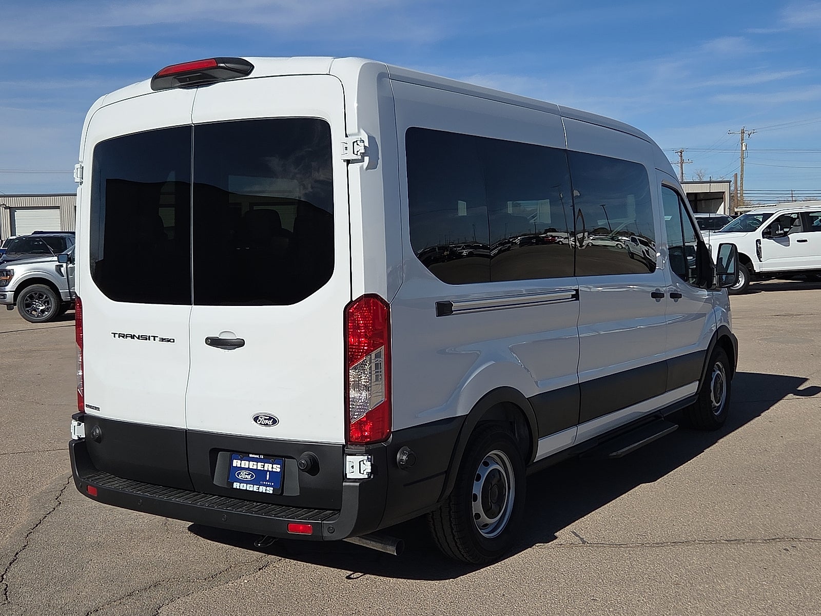 2026 Ford Transit Passenger Wagon XL