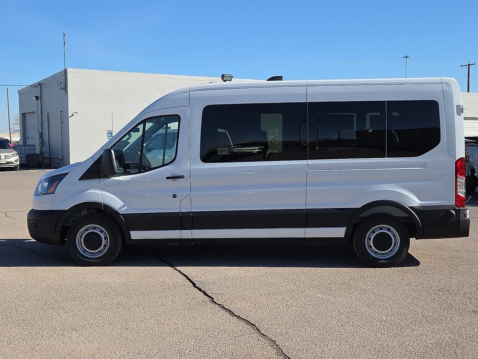 2026 Ford Transit Passenger Wagon XL