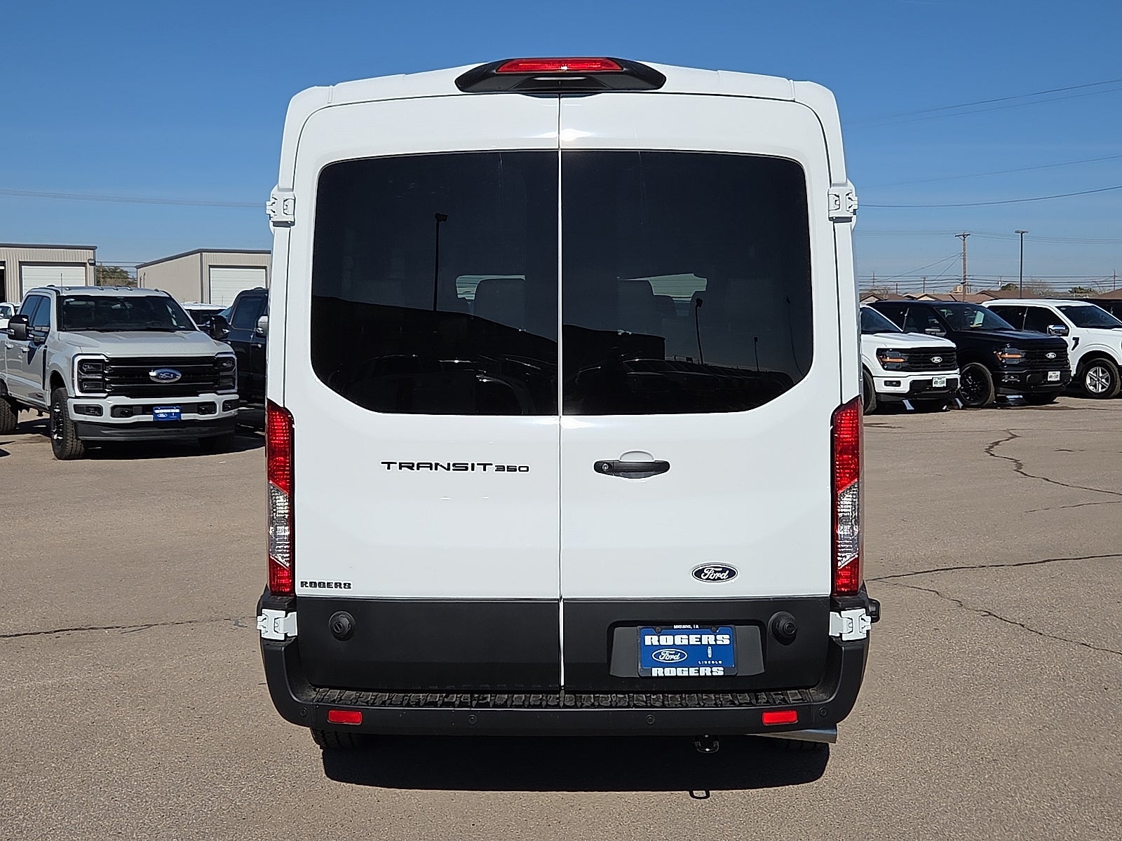2026 Ford Transit Passenger Wagon XL