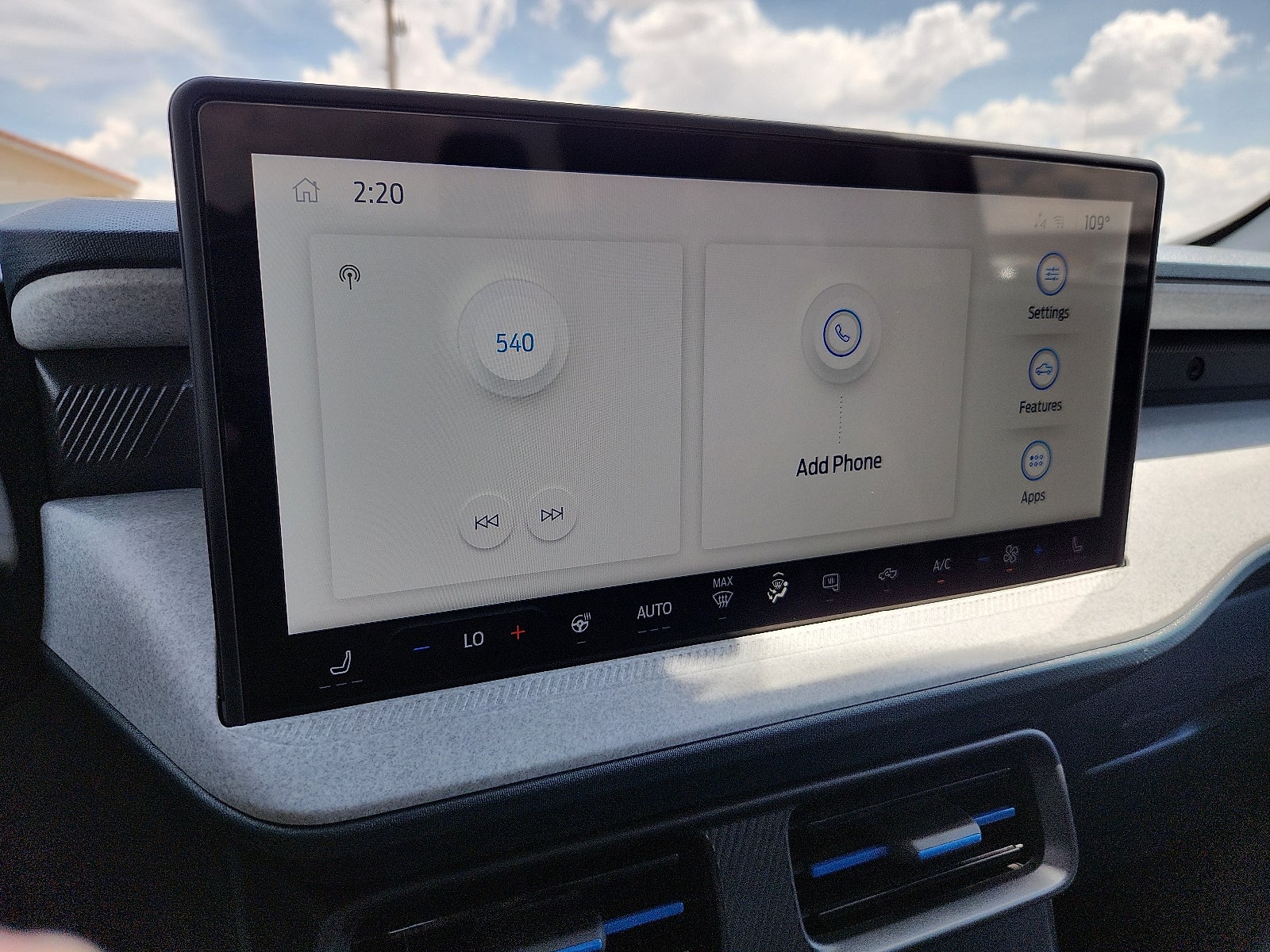 2025 Ford Transit Passenger Wagon XLT