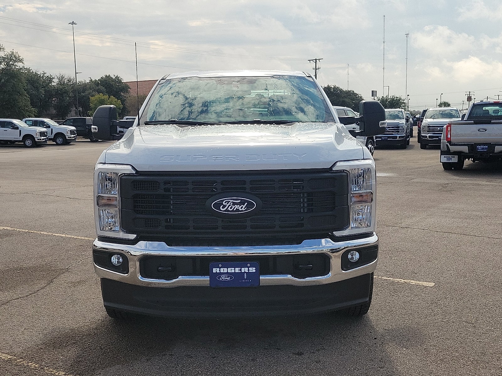 2027 Ford F-250SD XL
