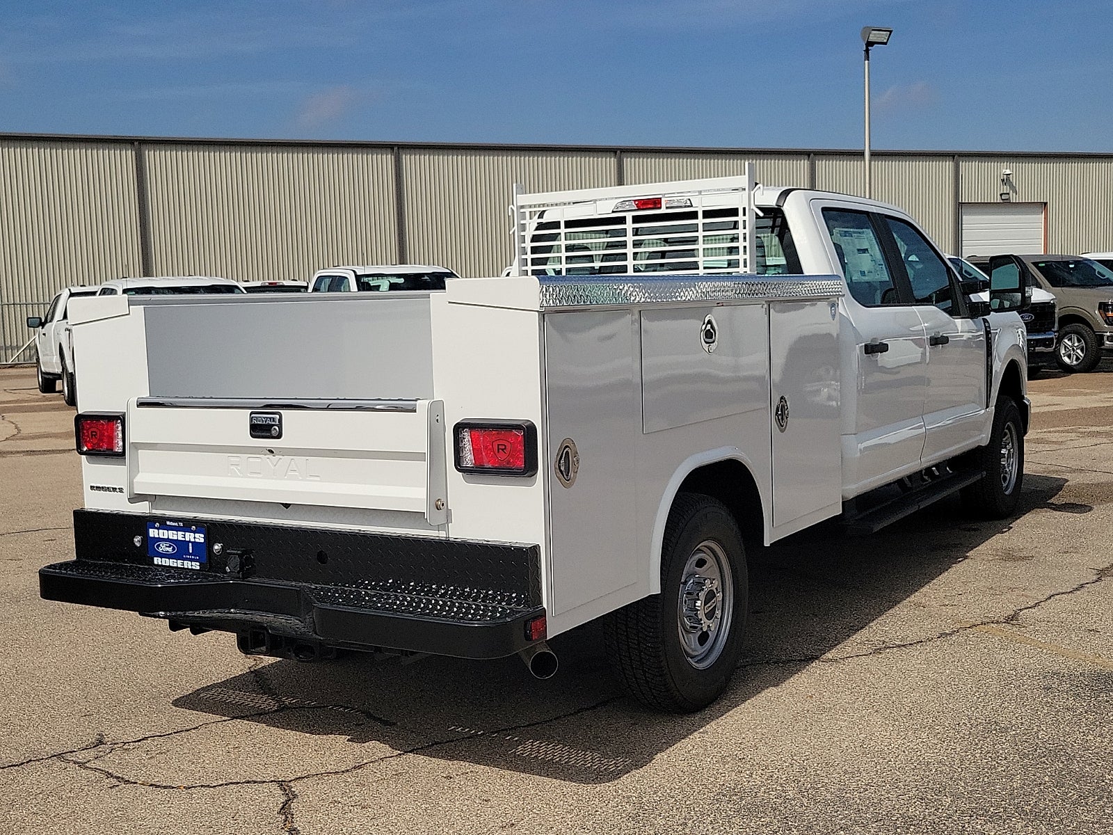 2027 Ford F-250SD XL