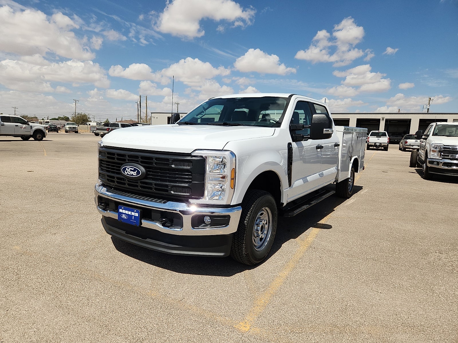 2027 Ford Super Duty F-250 SRW XL