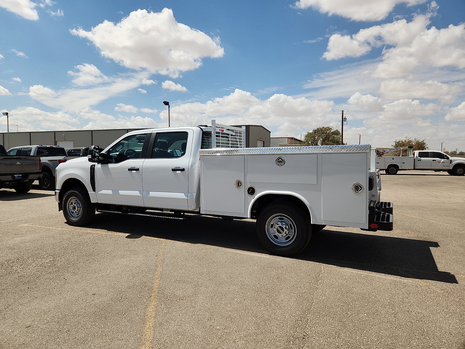 2027 Ford Super Duty F-250 SRW XL