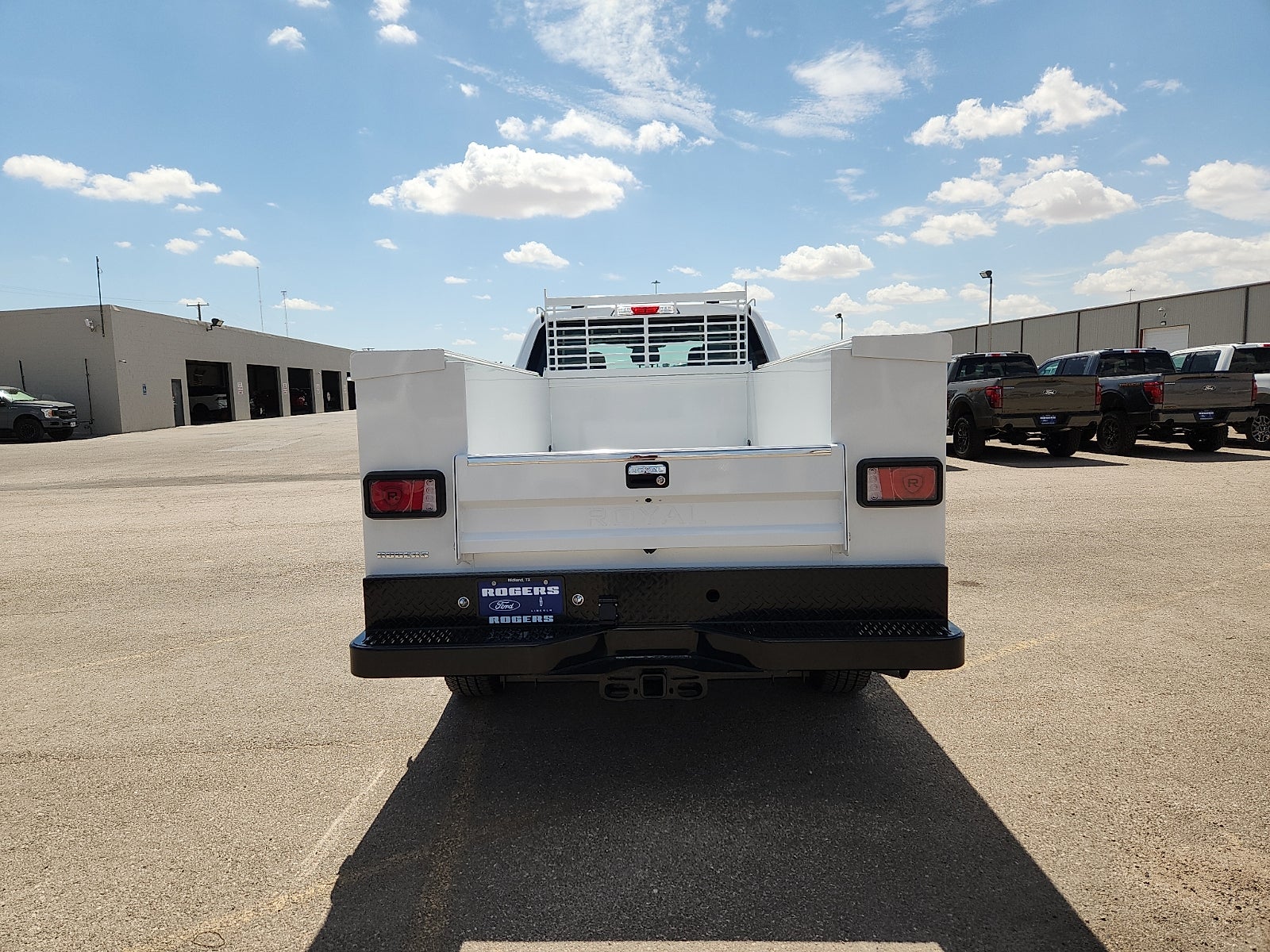 2027 Ford Super Duty F-250 SRW XL