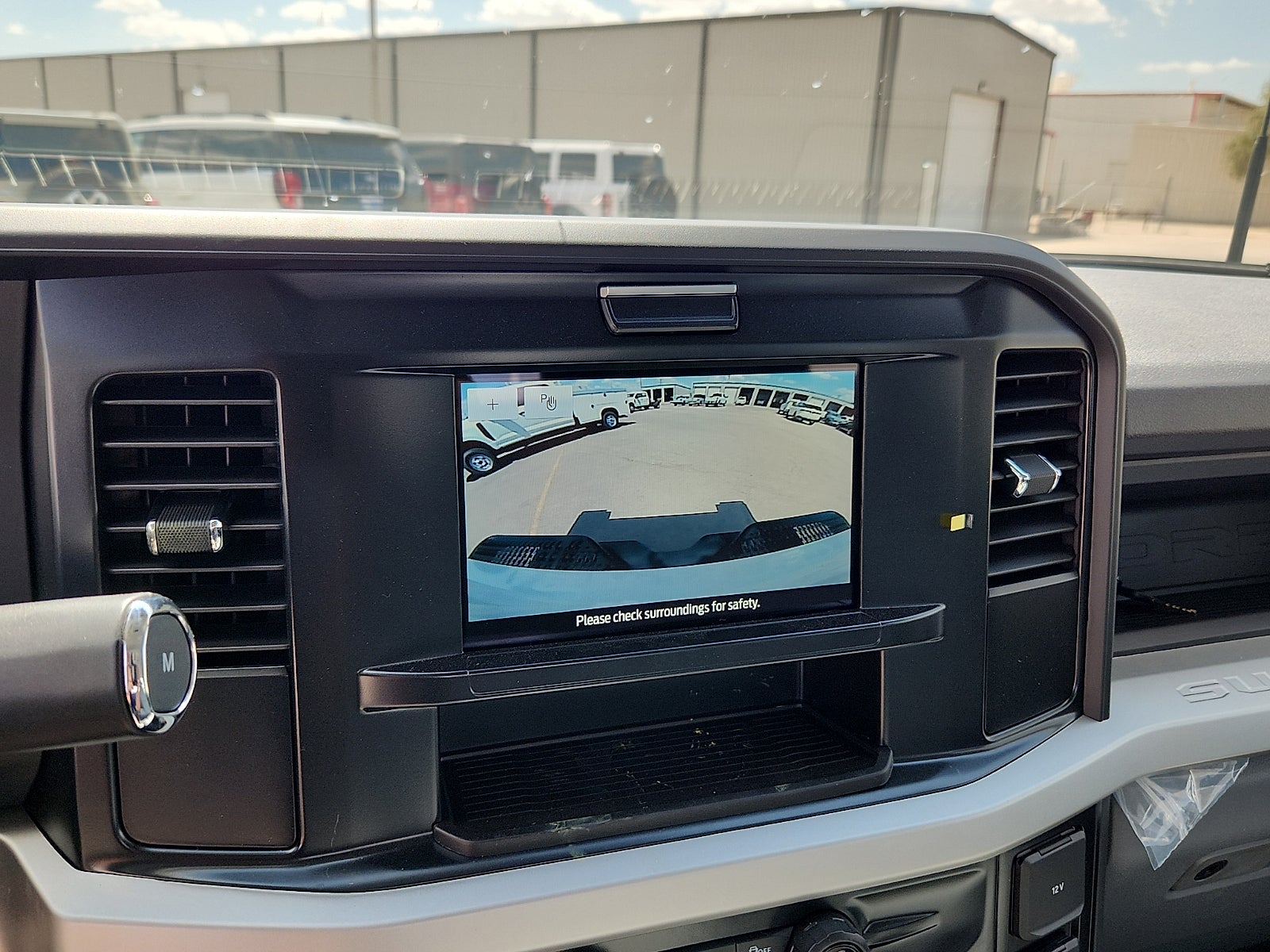 2027 Ford Super Duty F-250 SRW XL