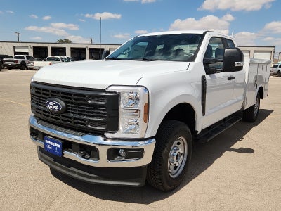 2027 Ford Super Duty F-250 SRW XL