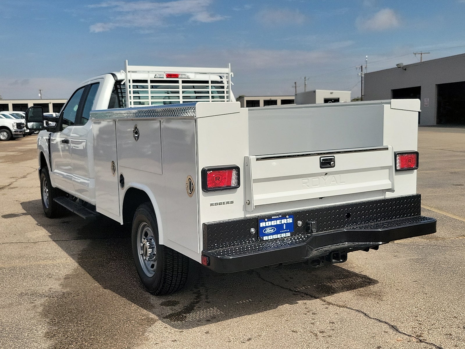 2027 Ford F-250SD XL