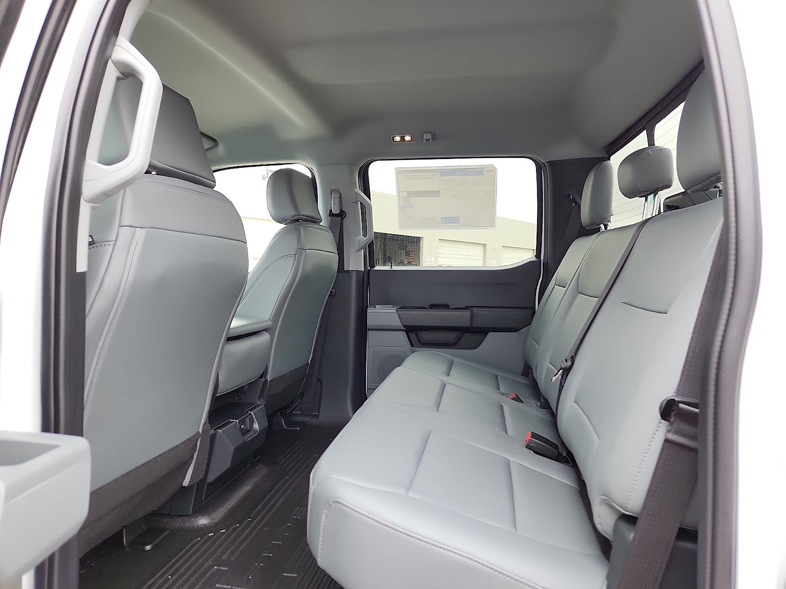 2026 Ford Super Duty F-350 DRW XL