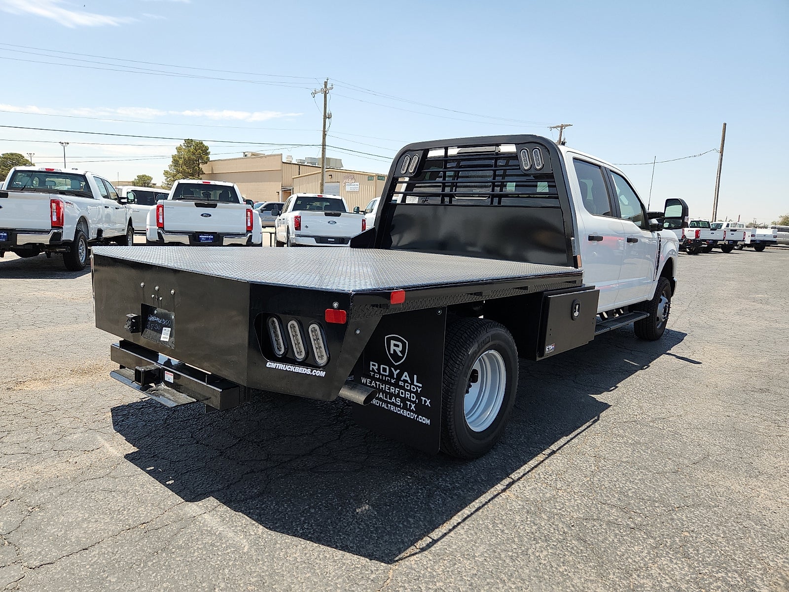 2026 Ford Super Duty F-350 DRW XL