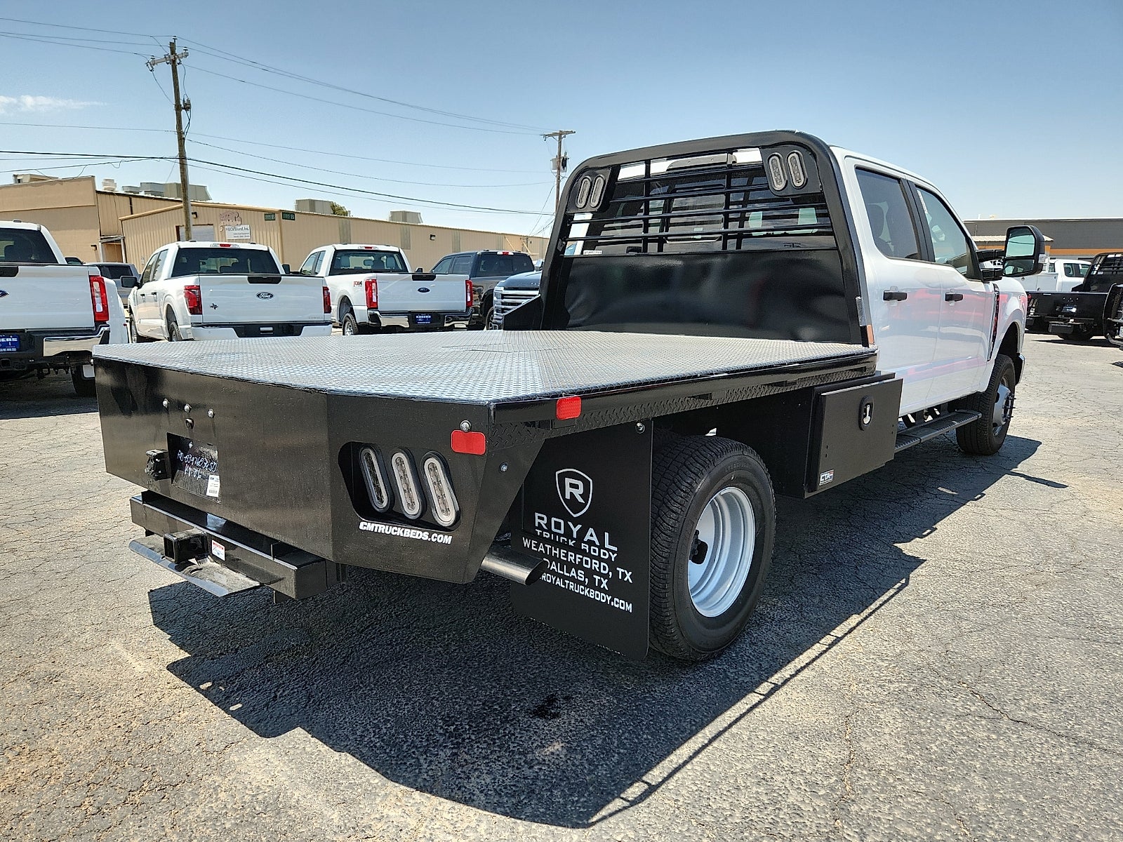 2026 Ford Super Duty F-350 DRW XL