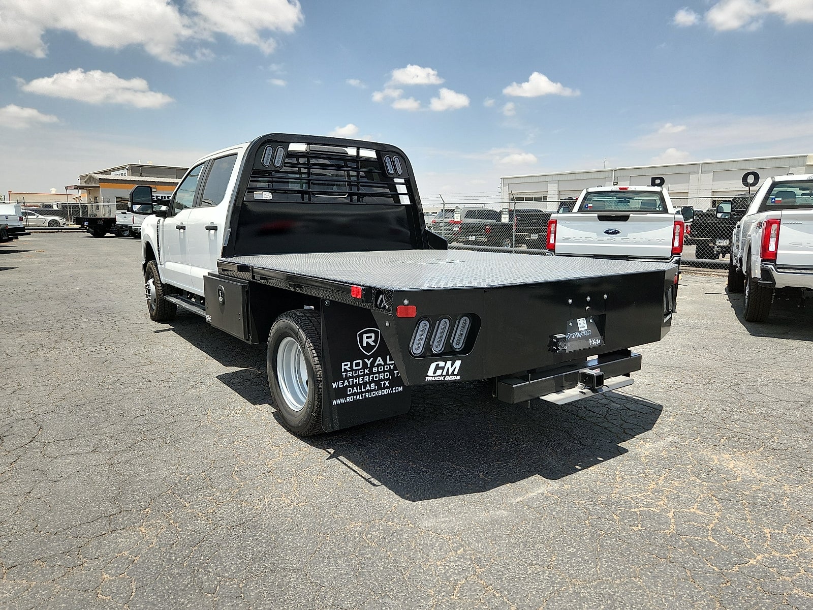 2026 Ford Super Duty F-350 DRW XL