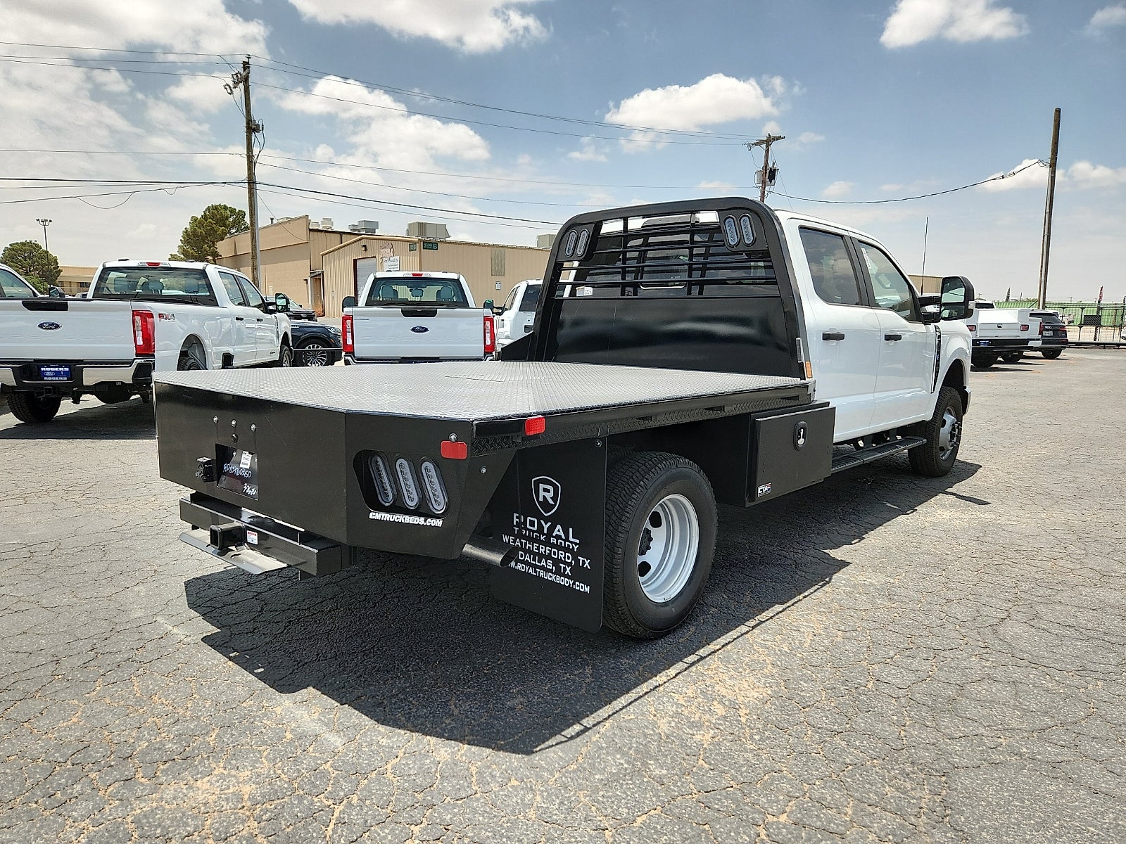 2026 Ford Super Duty F-350 DRW XL