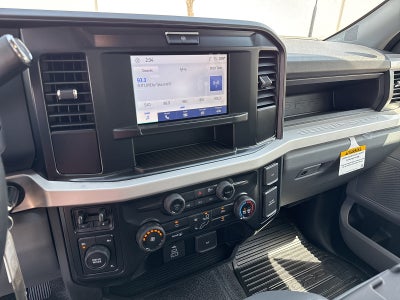 2026 Ford Super Duty F-350 DRW XL