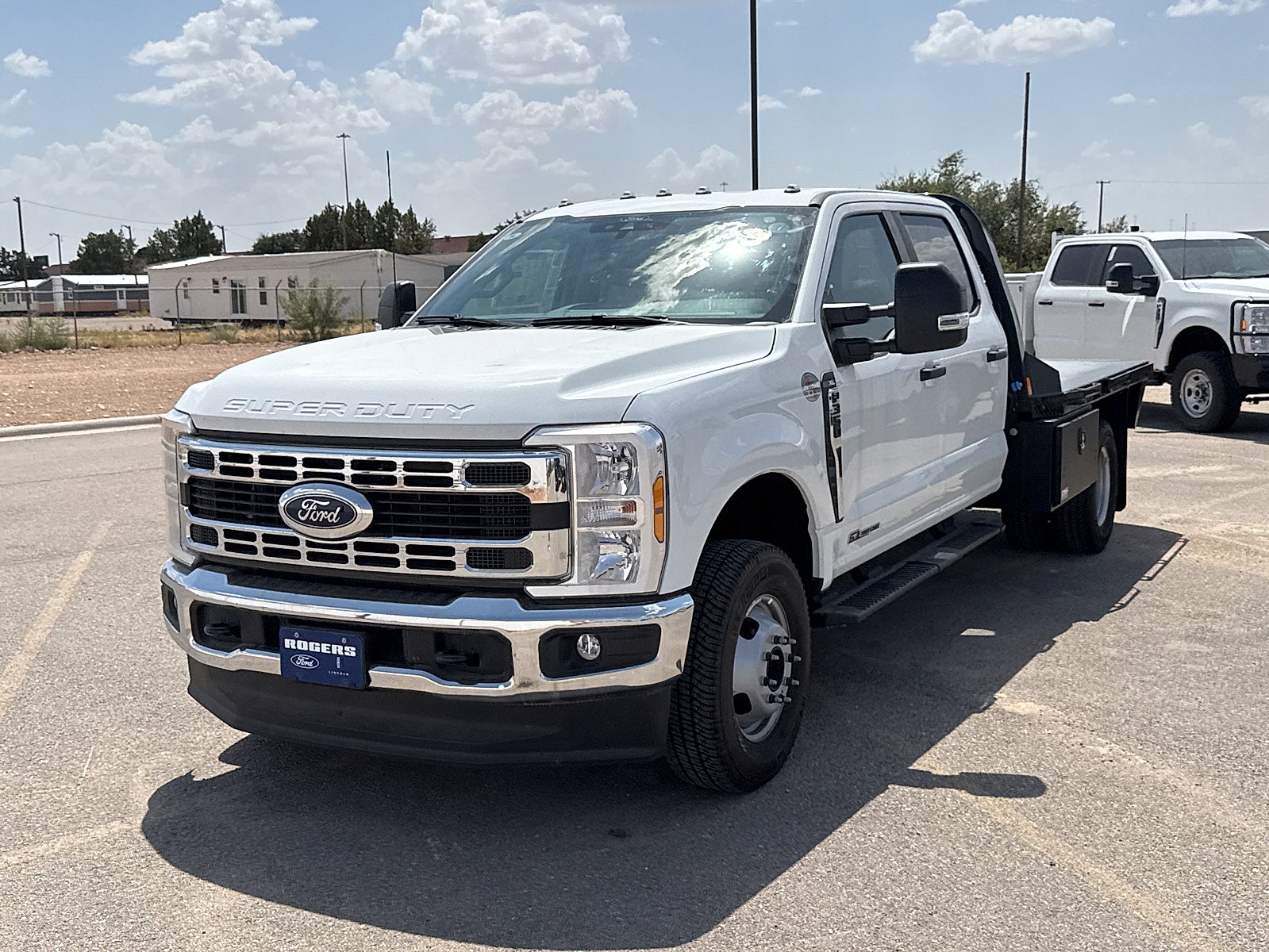 2026 Ford Super Duty F-350 DRW XL