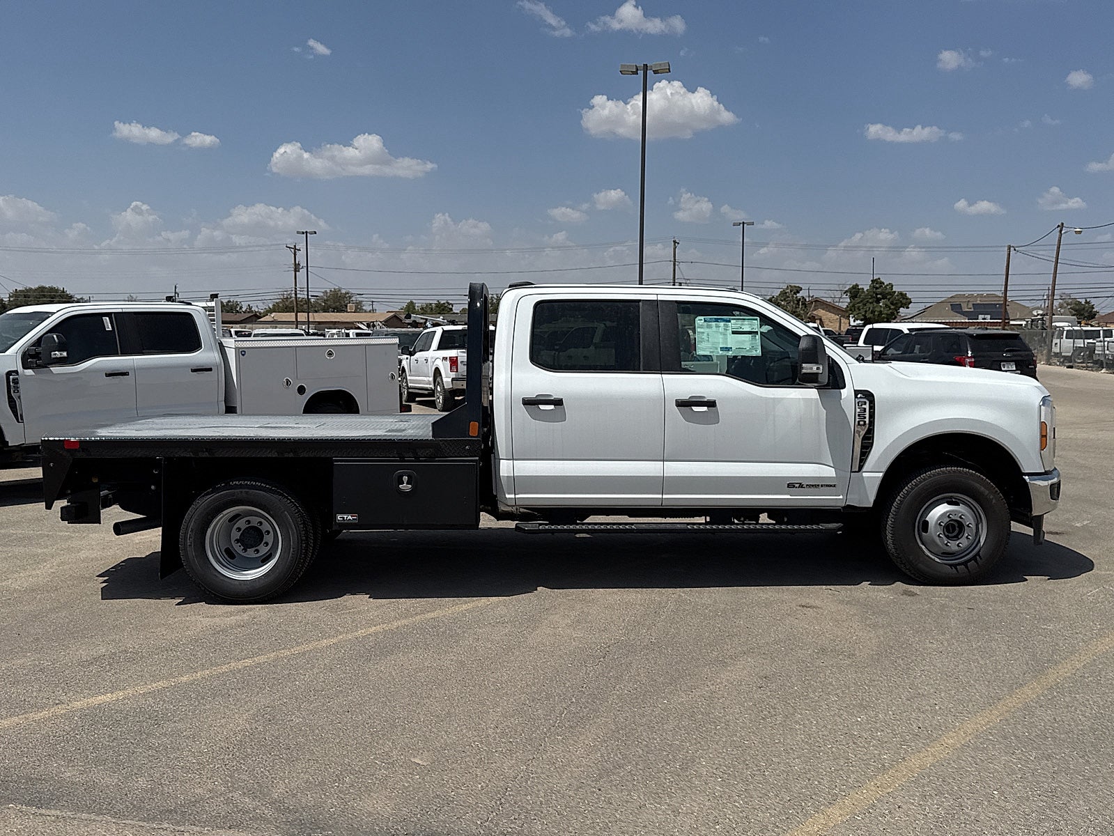 2026 Ford Super Duty F-350 DRW XL