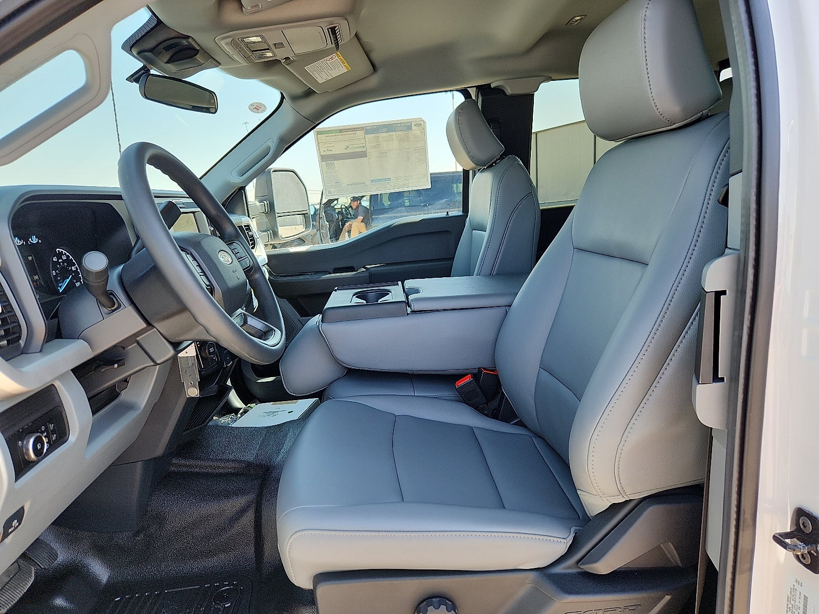 2025 Ford Super Duty F-350 DRW XL