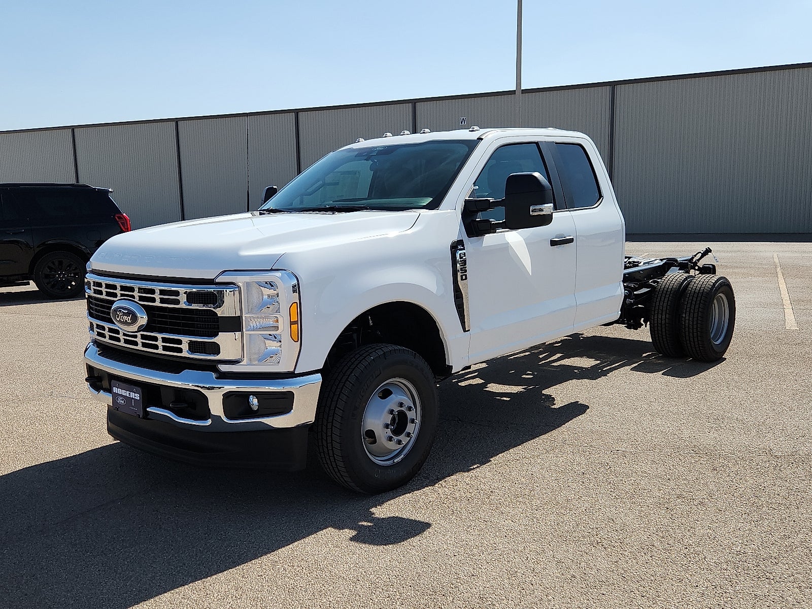 2025 Ford Super Duty F-350 DRW XL