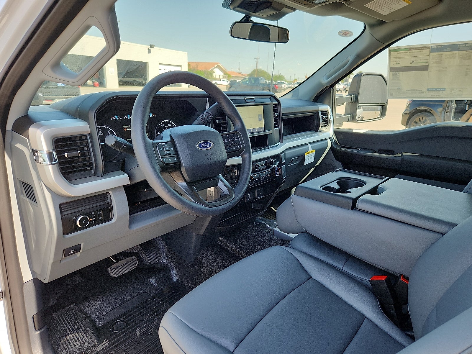 2025 Ford Super Duty F-350 DRW XL