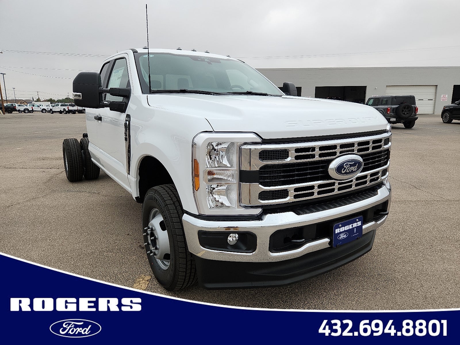 2025 Ford Super Duty F-350 DRW XL