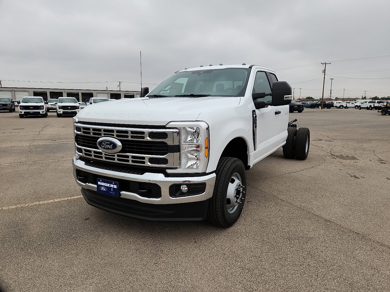 2025 Ford Super Duty F-350 DRW XL