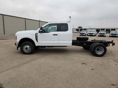 2025 Ford Super Duty F-350 DRW XL