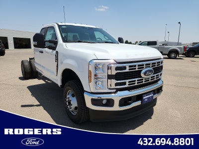 2025 Ford Super Duty F-350 DRW XL