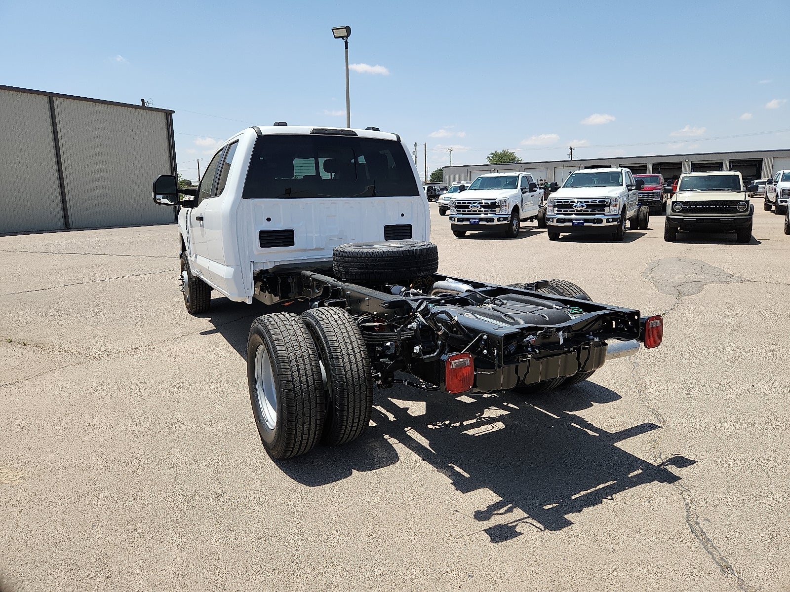 2025 Ford Super Duty F-350 DRW XL
