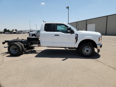 2025 Ford Super Duty F-350 DRW XL