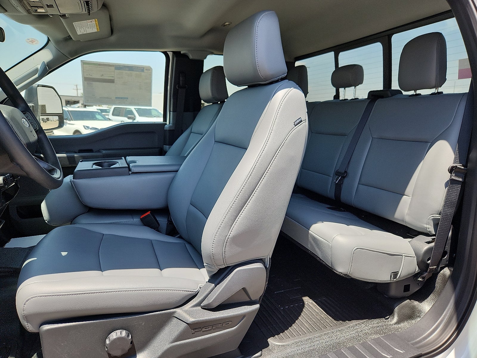 2025 Ford Super Duty F-350 DRW XL