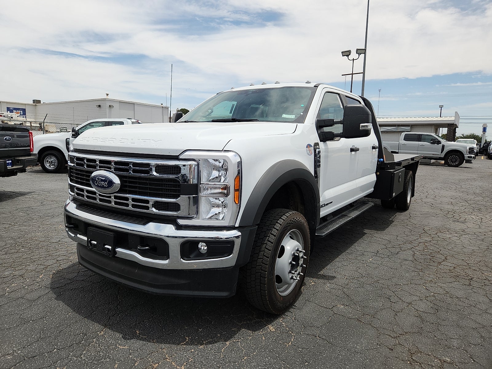 2026 Ford Super Duty F-450 DRW XLT