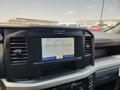 2026 Ford Super Duty F-550 DRW XLT