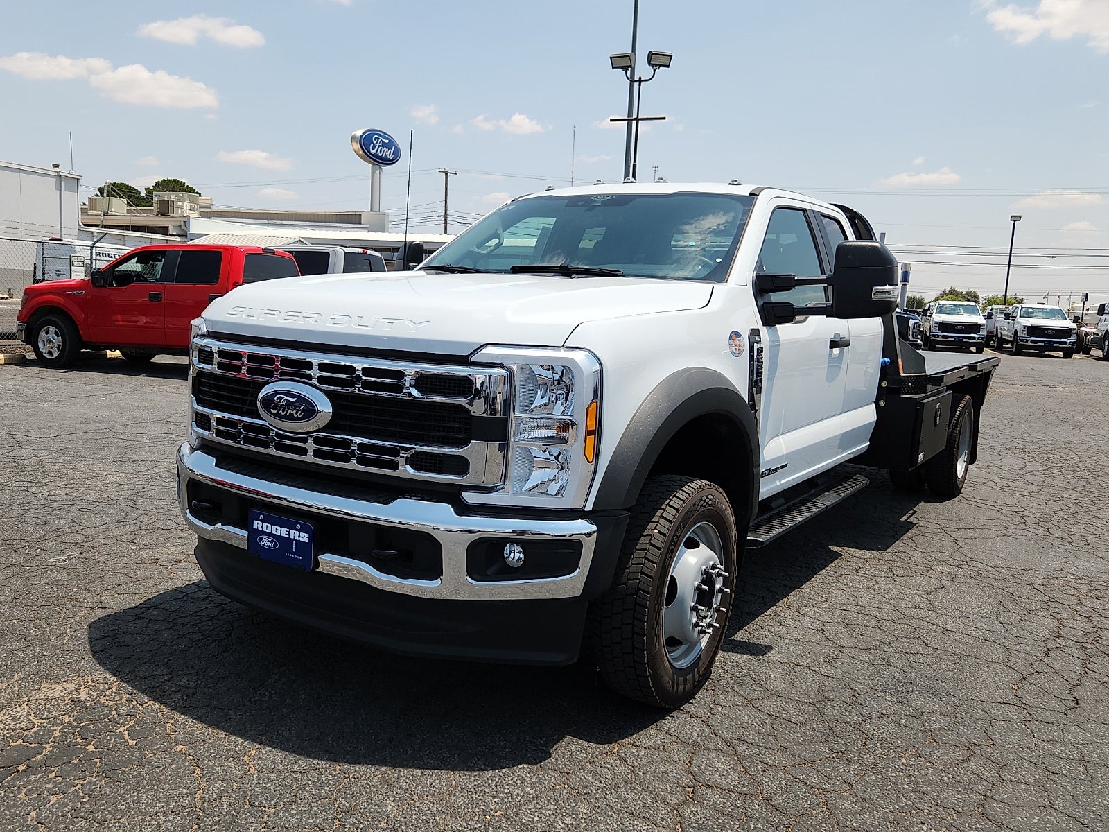 2026 Ford Super Duty F-550 DRW XLT
