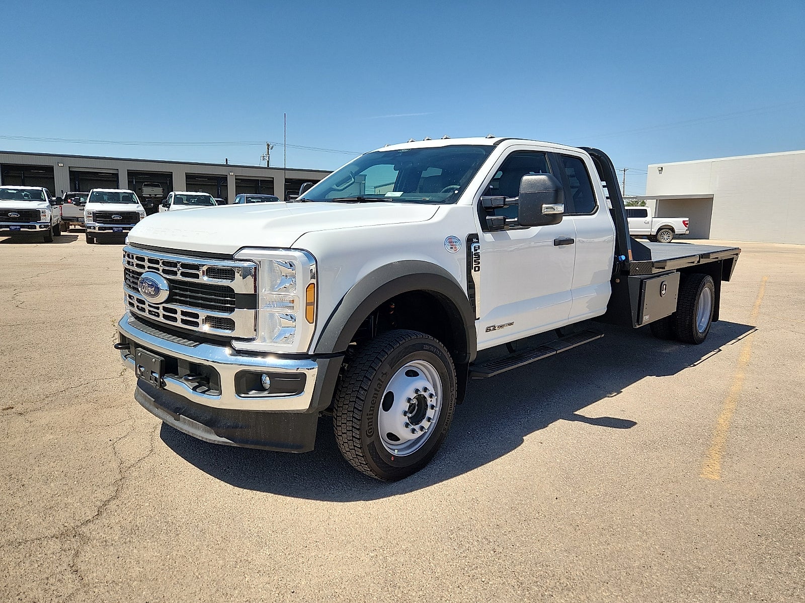 2026 Ford Super Duty F-550 DRW XL
