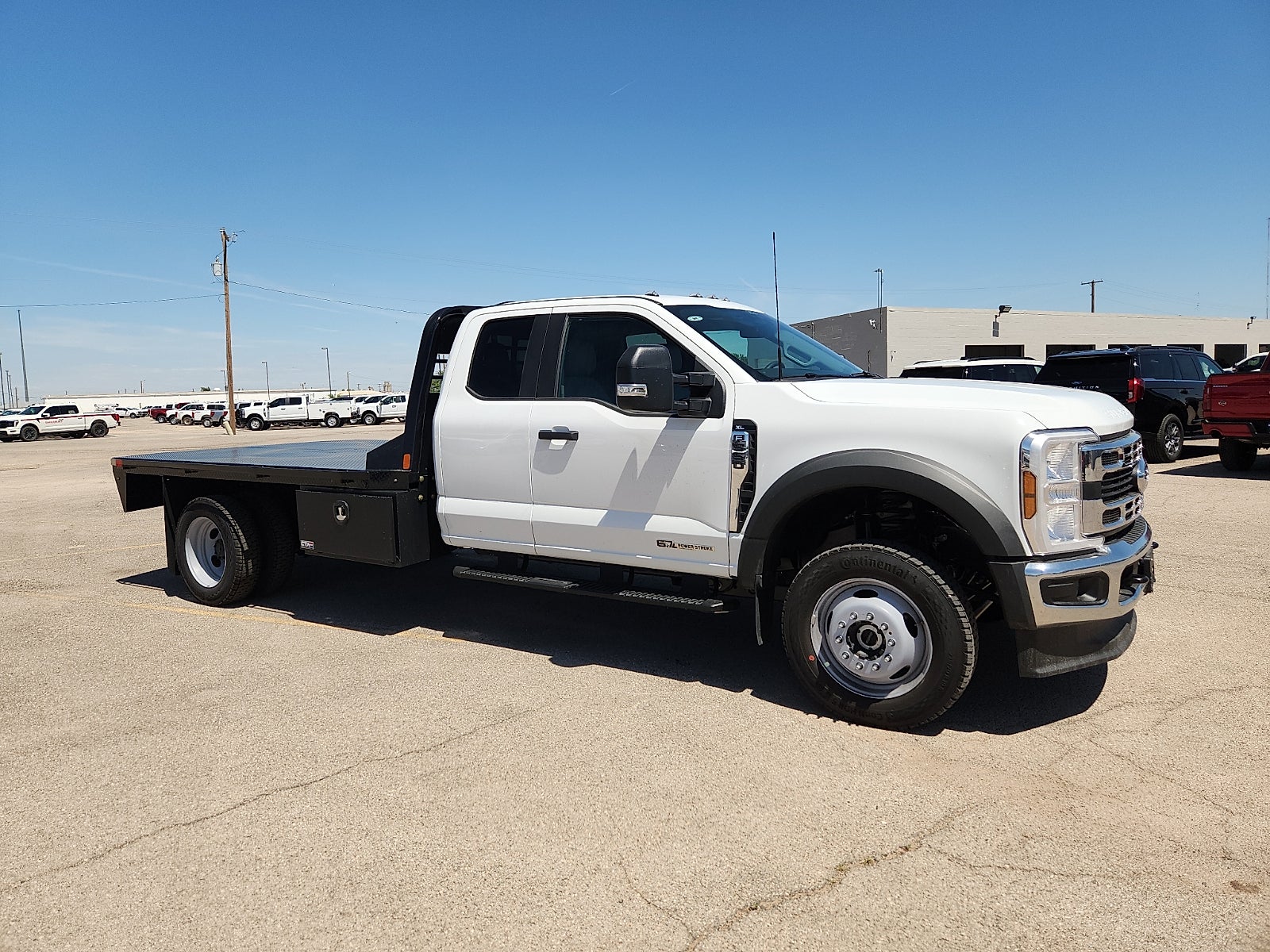 2026 Ford Super Duty F-550 DRW XL