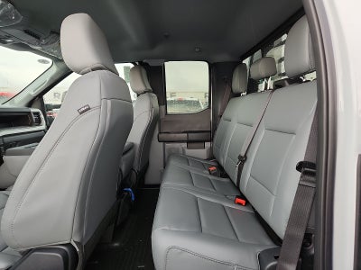 2026 Ford Super Duty F-550 DRW XLT