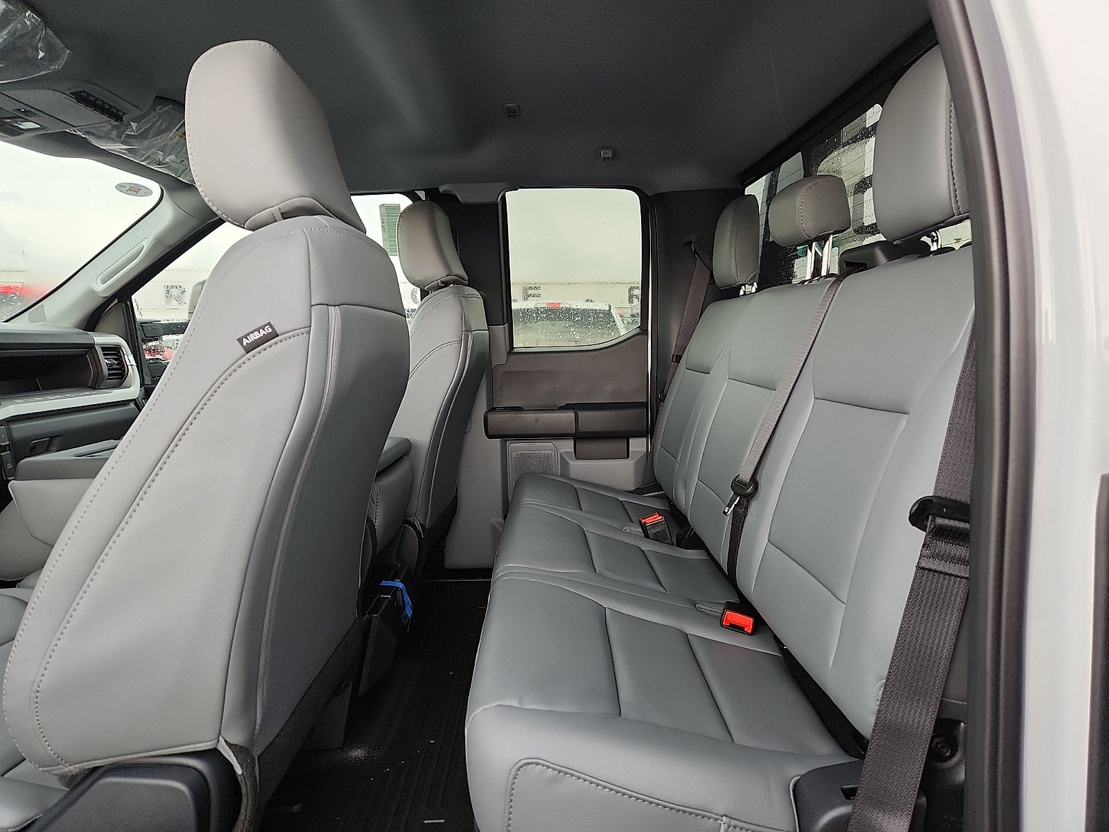 2026 Ford Super Duty F-550 DRW XLT