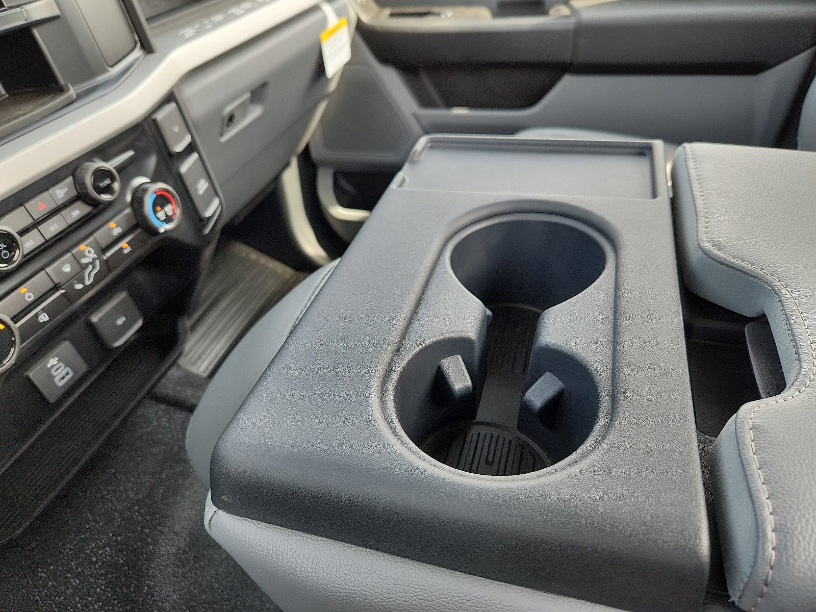 2025 Ford Super Duty F-550 DRW XL