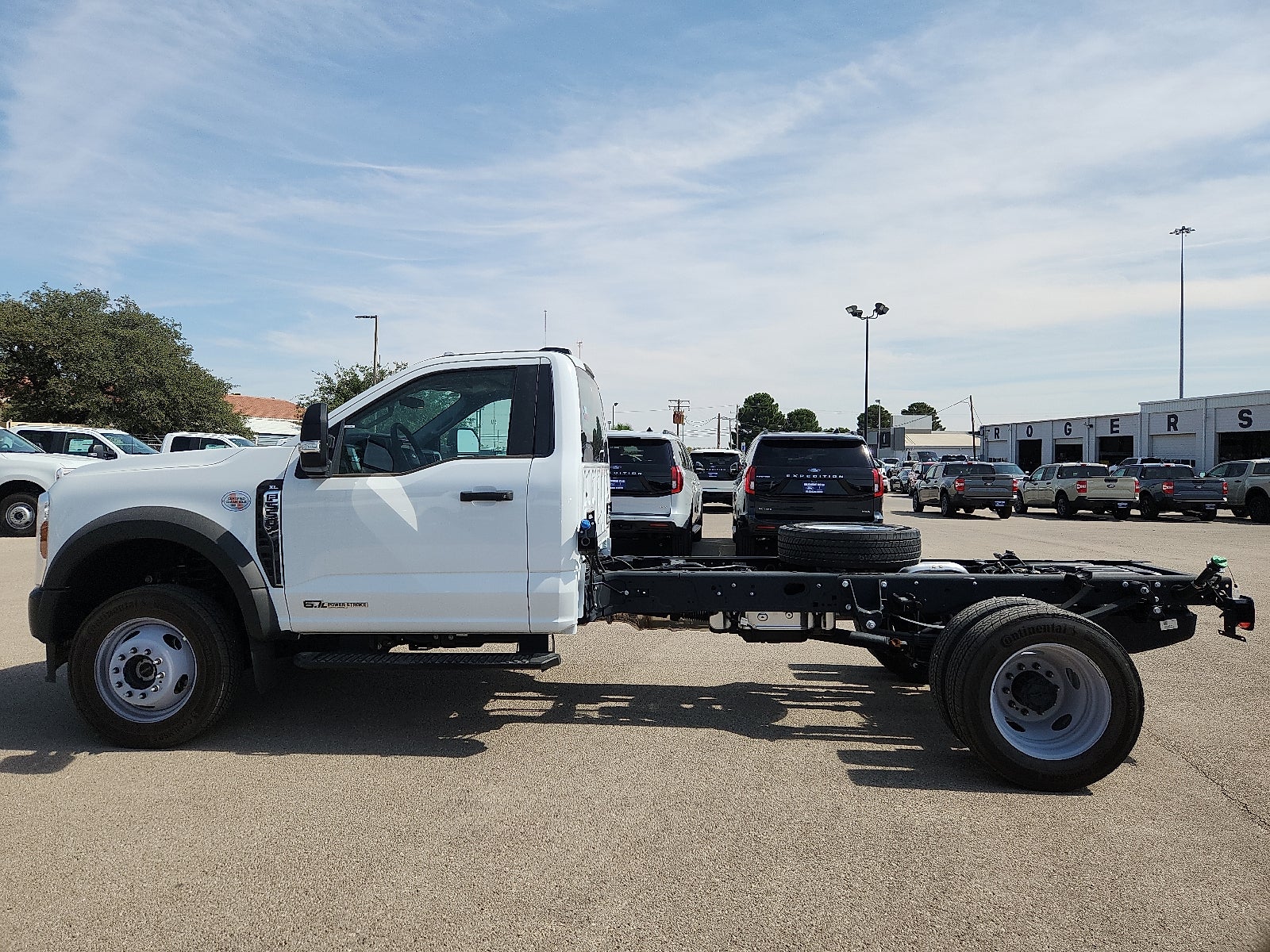 2025 Ford Super Duty F-550 DRW XL