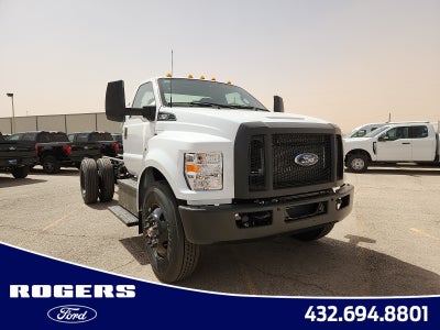 2027 Ford F-650 Straight Frame Base